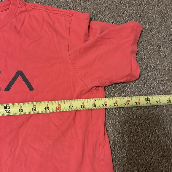 RVCA tee shirt - Picture 2 of 4